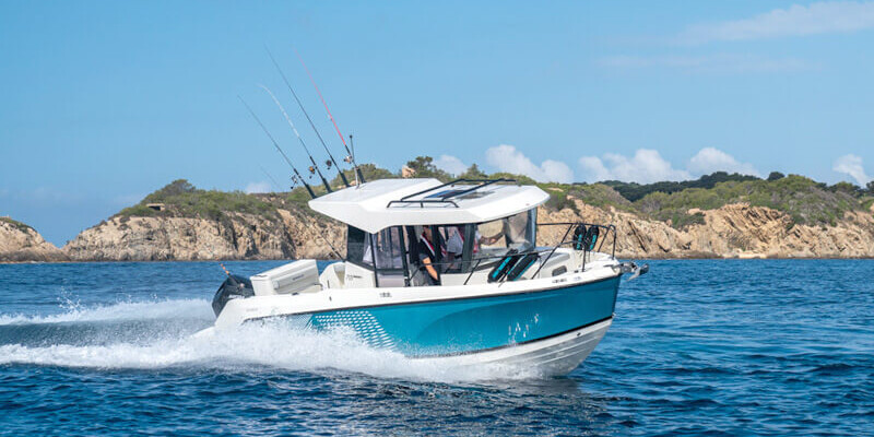 Quicksilver Captur 705 Pilothouse